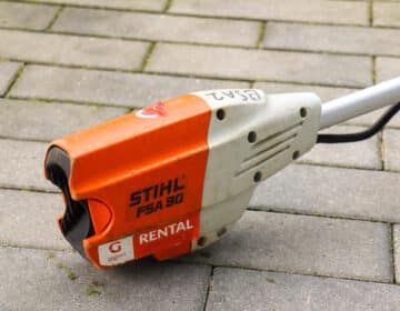 STIHL FSA 90 R accu bosmaaier achterkant